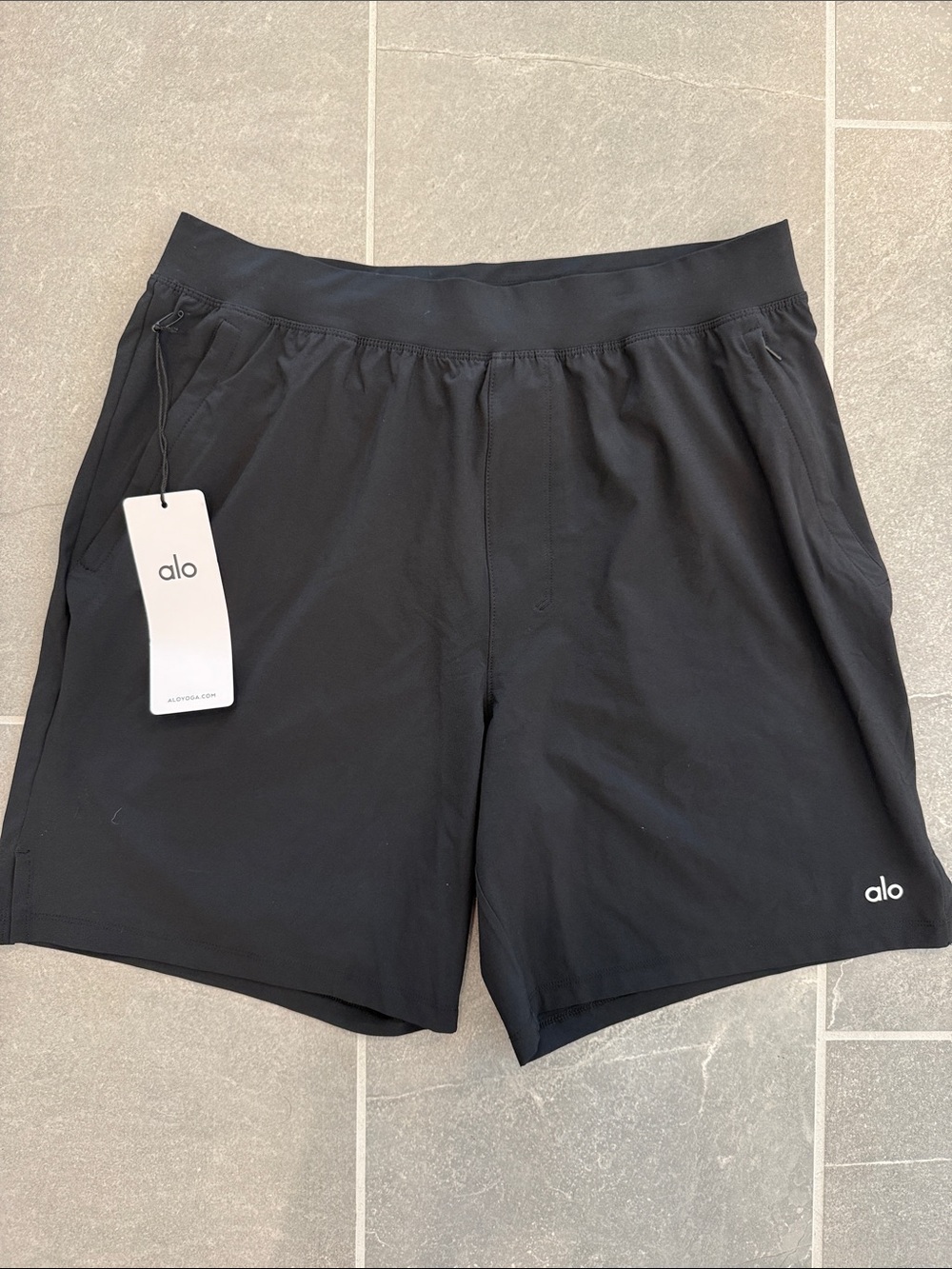 ALO Yoga Black Repetition 7" Athletic Shorts